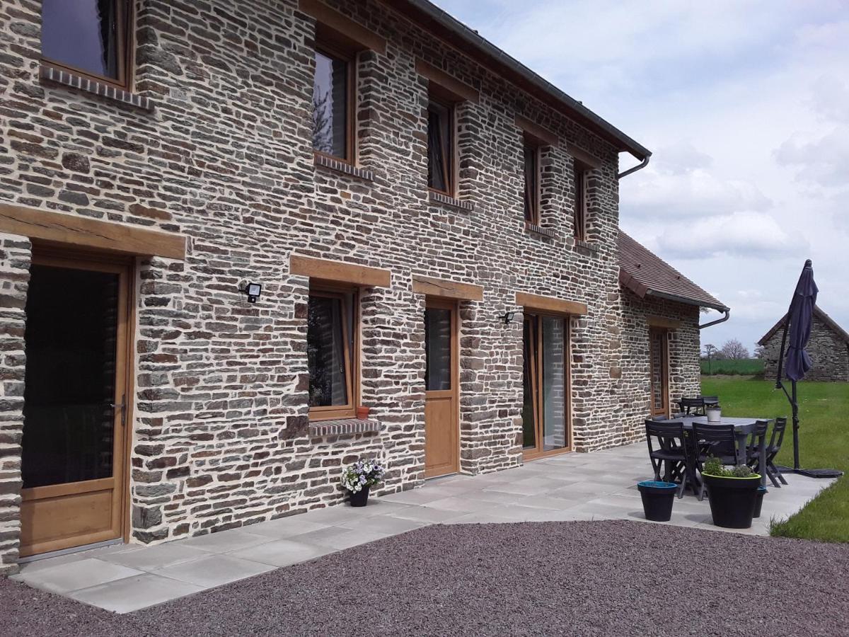 Gite De Landemeure, 10 Couchages, Acces Pmr Saint-Germain-du-Crioult Eksteriør billede