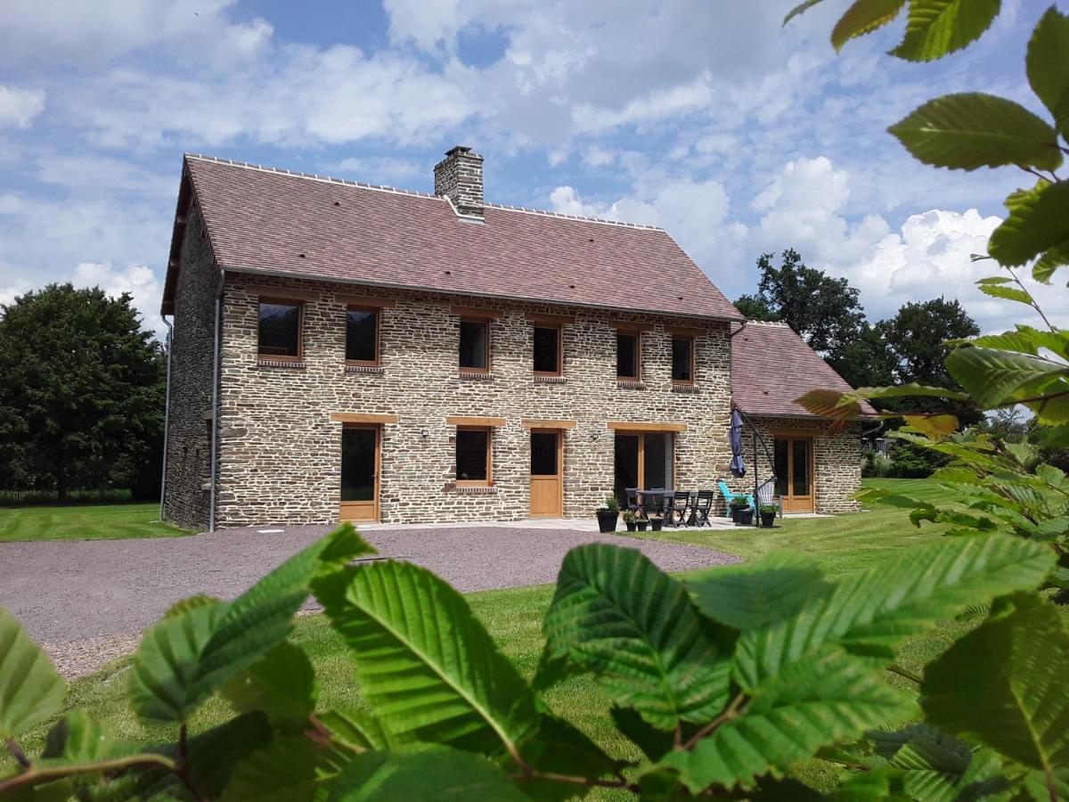 Gite De Landemeure, 10 Couchages, Acces Pmr Saint-Germain-du-Crioult Eksteriør billede
